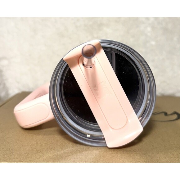 Stanley 30 oz Stainless Steel H2.0 FlowState Quencher Tumbler Strawberry Twist - Picture 6 of 7